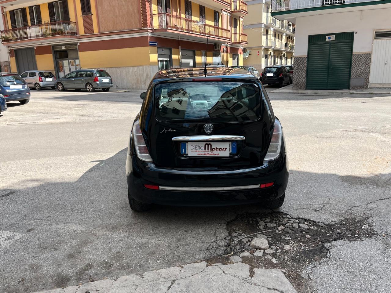 Lancia Ypsilon 1.2 69 CV Diva