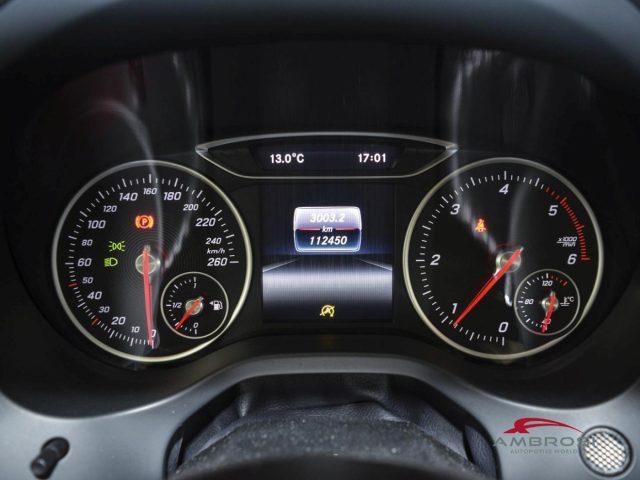 MERCEDES-BENZ GLA 180 180 d Sport