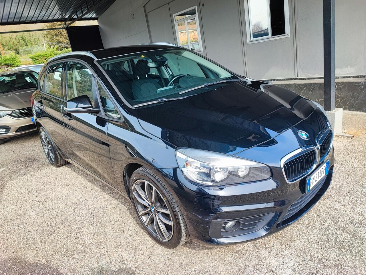 Bmw 2er Active Tourer 218d Luxury