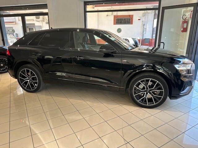 Audi Q8 50 3.0 tdi mhev S-line Edition