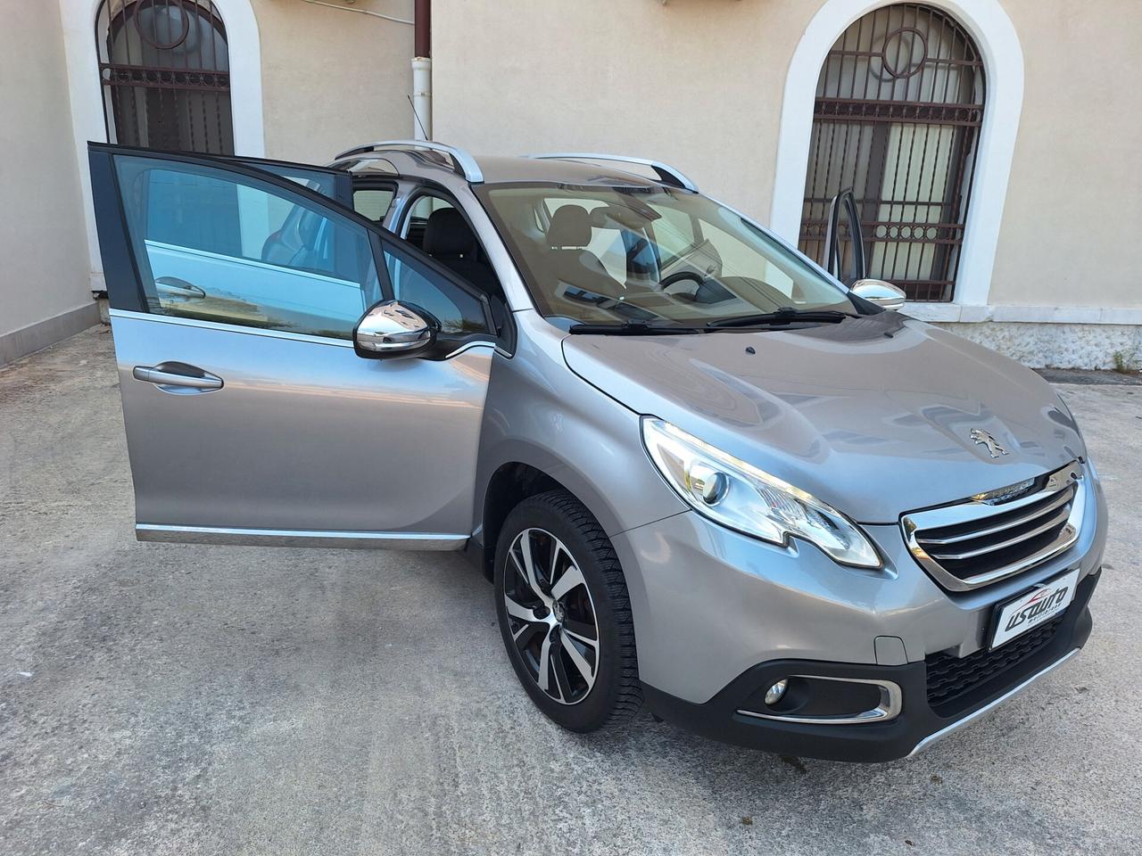 Peugeot 2008 1.6 HDi 120 Allure NAVI FULL