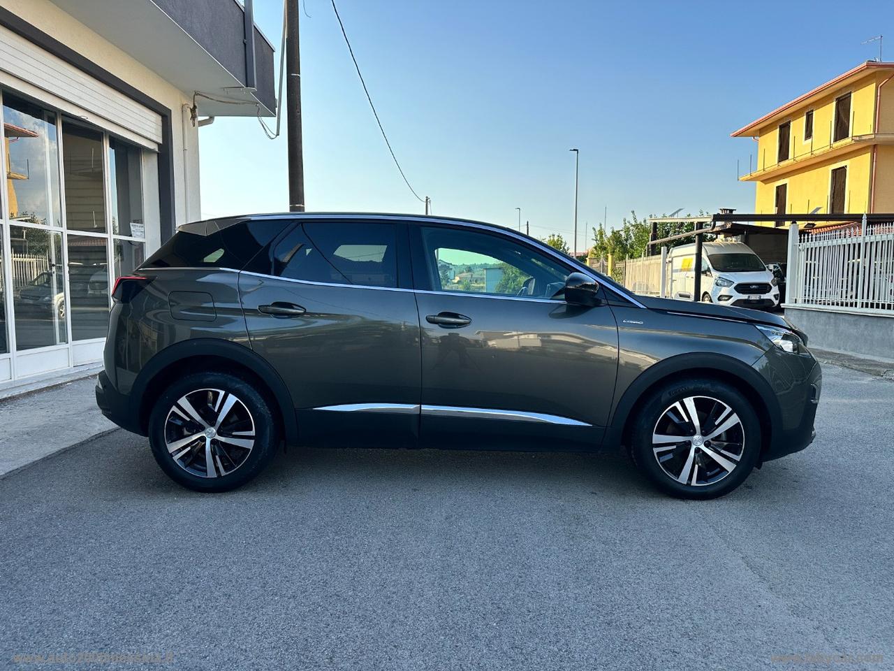 PEUGEOT 3008 BlueHDi 130 S&S GT Line