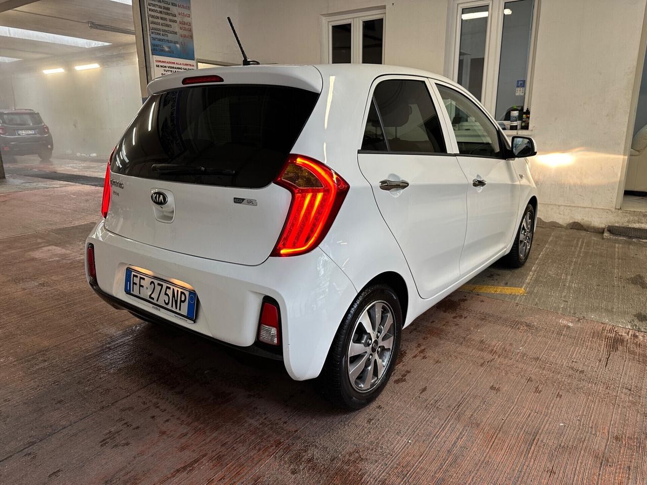 Kia Picanto 1.0 12V EcoGPL 5 porte Glam