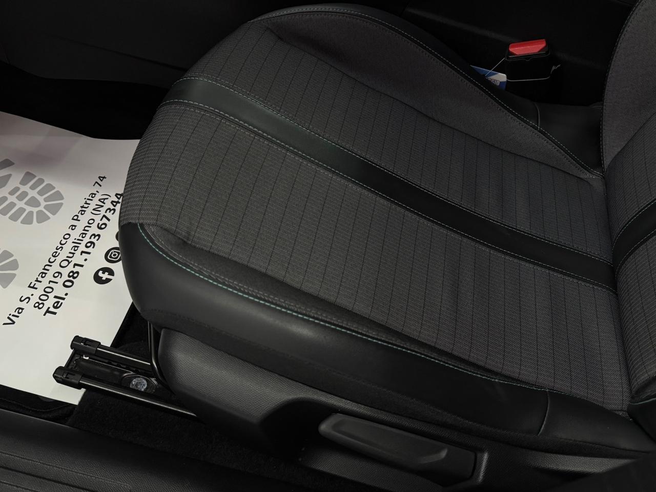 Peugeot 2008 BlueHDi 130CvEAT8 Allure Pack