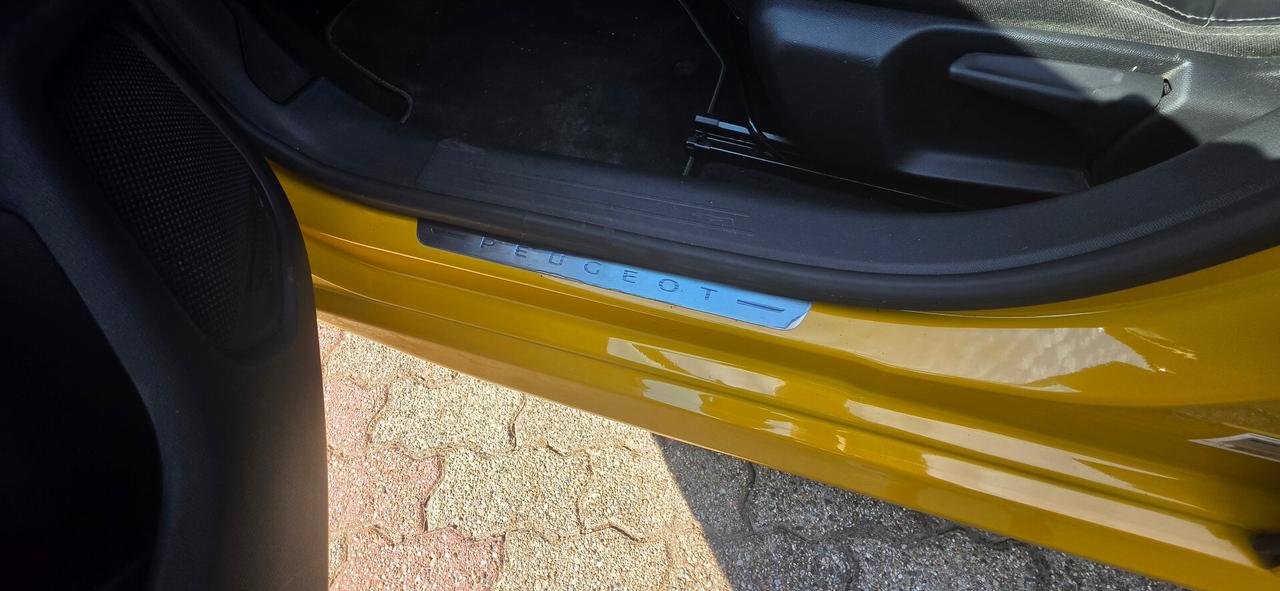 Peugeot 208 PureTech 100 Stop&Start EAT8 5 porte GT Pack