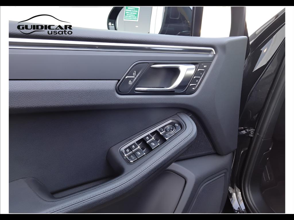 PORSCHE Macan I 2022 - Macan 2.0 265cv pdk
