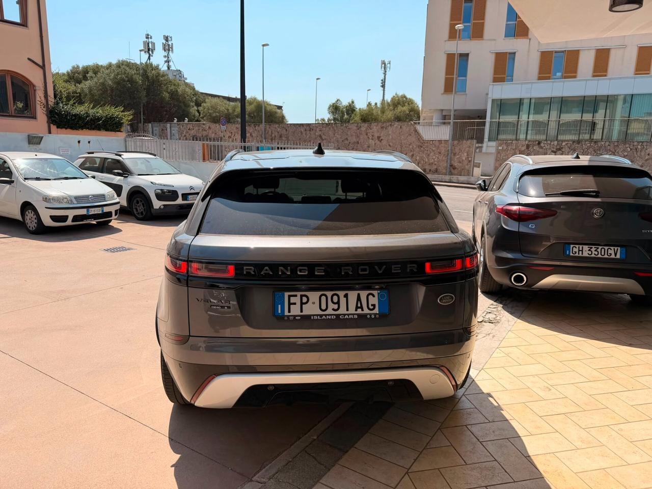 Land Rover Range Velar 2.0D I4 240 CV R-Dynamic S