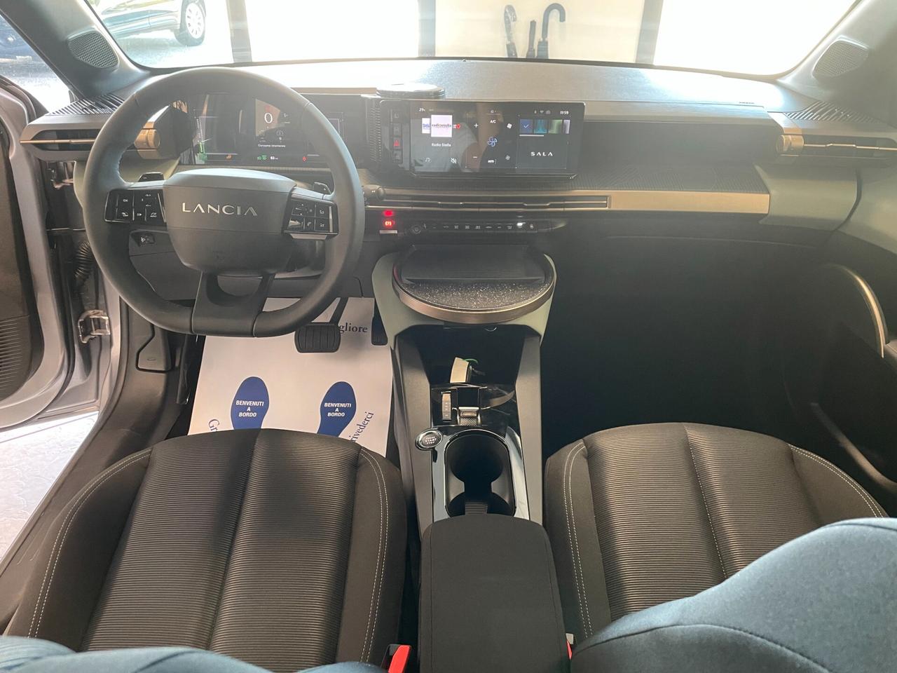 Lancia Ypsilon 1.2 Hybrid e-DCT PROMO KM 0 PRONTA CONSEGNA