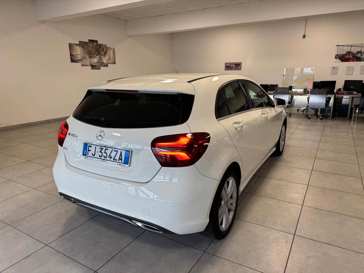 Mercedes-benz A 160 D AUTOMATIC SPORT 2017