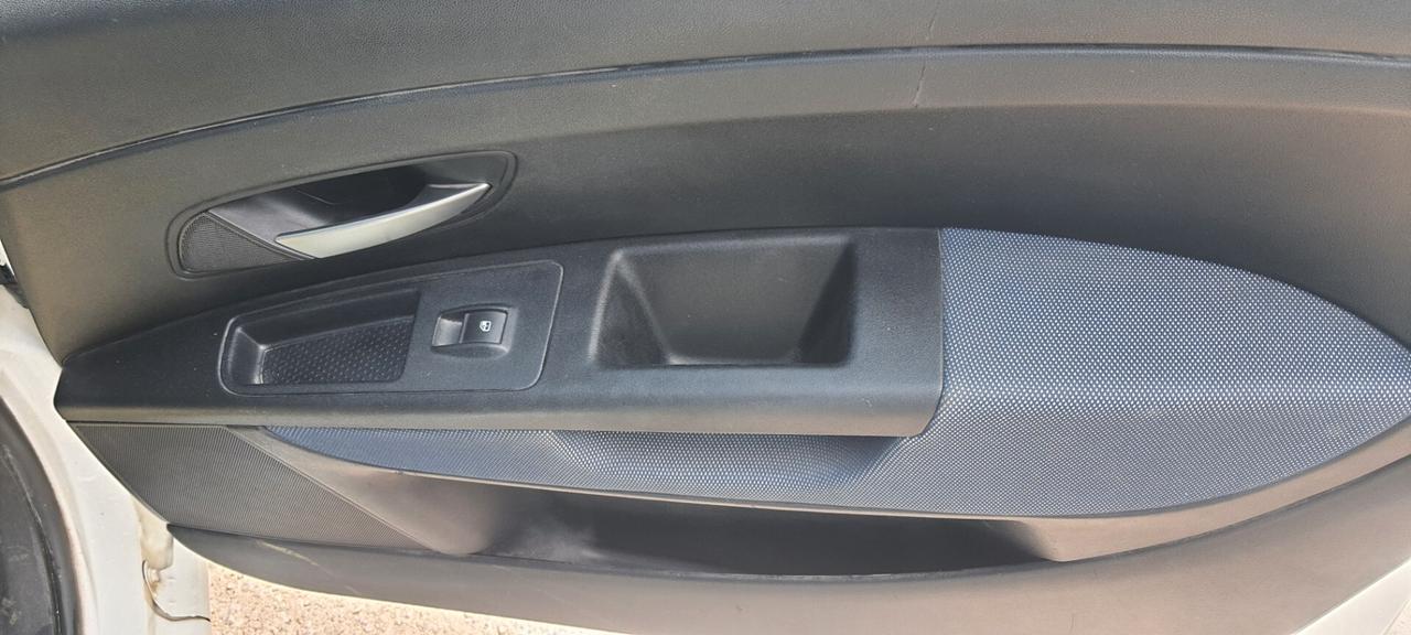 Fiat Grande Punto 1.4 5 porte METANO UNICO PROPRIETARIO