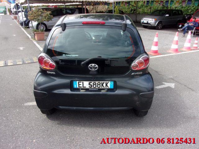 TOYOTA Aygo 1.0 12V VVT-i 5 porte Now Connect