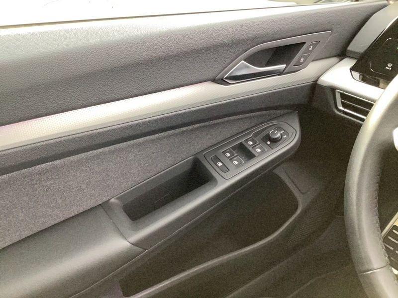 Volkswagen Golf 2.0 TDI MOVE Navi ACC Cockpit App Connect