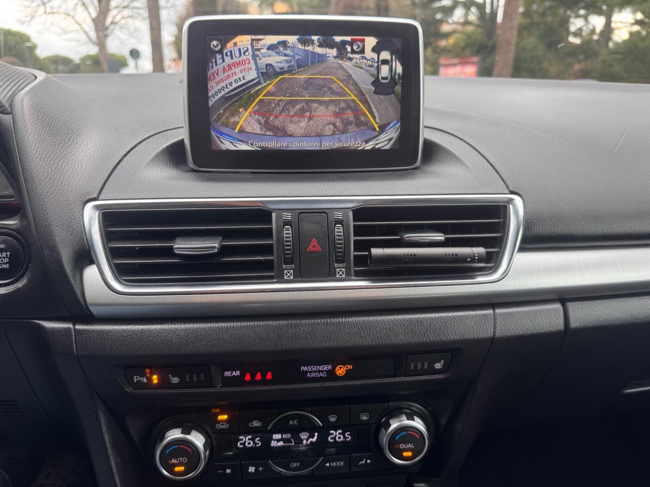 Mazda 3 1.5 Skyactiv-D Exceed garanzia 12 mesi