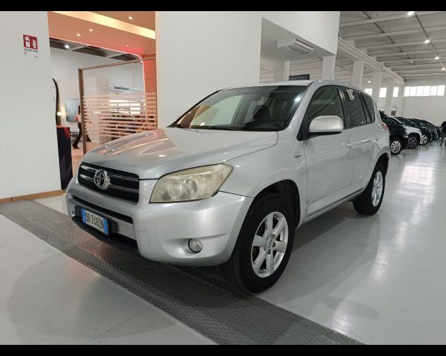 TOYOTA RAV 4 MY23 RAV4 Crossover 2.2 D-4D 136 CV DPF Sol
