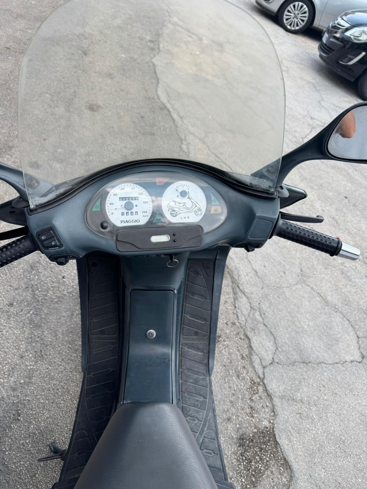 Piaggio Hexagon 125 CC ANNO 1999