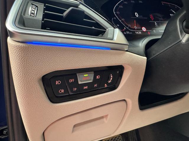 BMW 320 d xDrive Touring Luxury iva deducibile