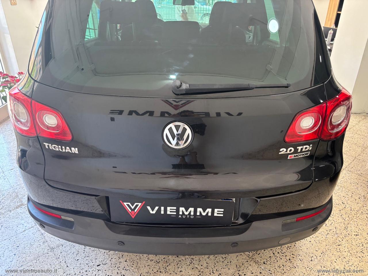 VOLKSWAGEN Tiguan 2.0 16V TDI Sport & Style