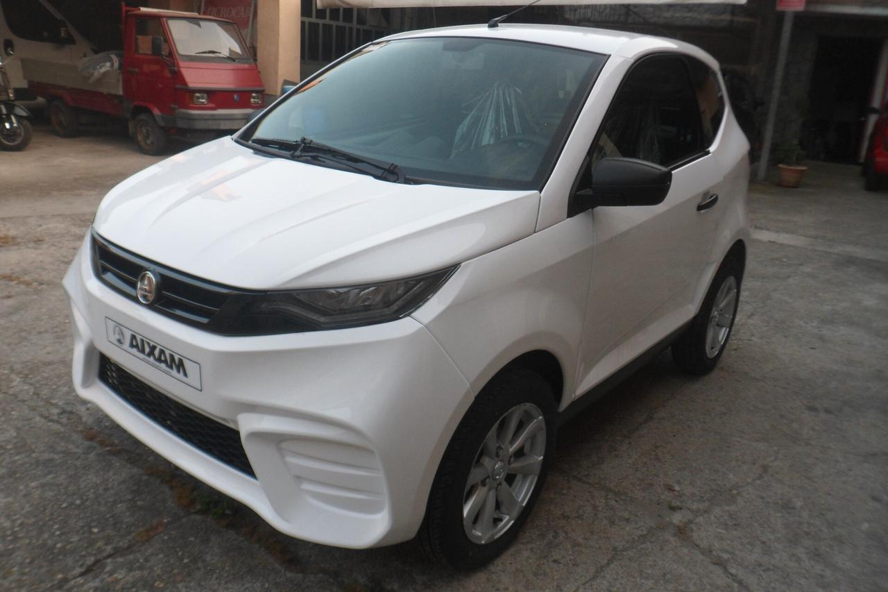 Aixam City Pack Ambition nuova MY 25 motore kubota EURO 5 PLUS