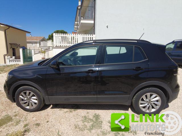VOLKSWAGEN T-Cross style