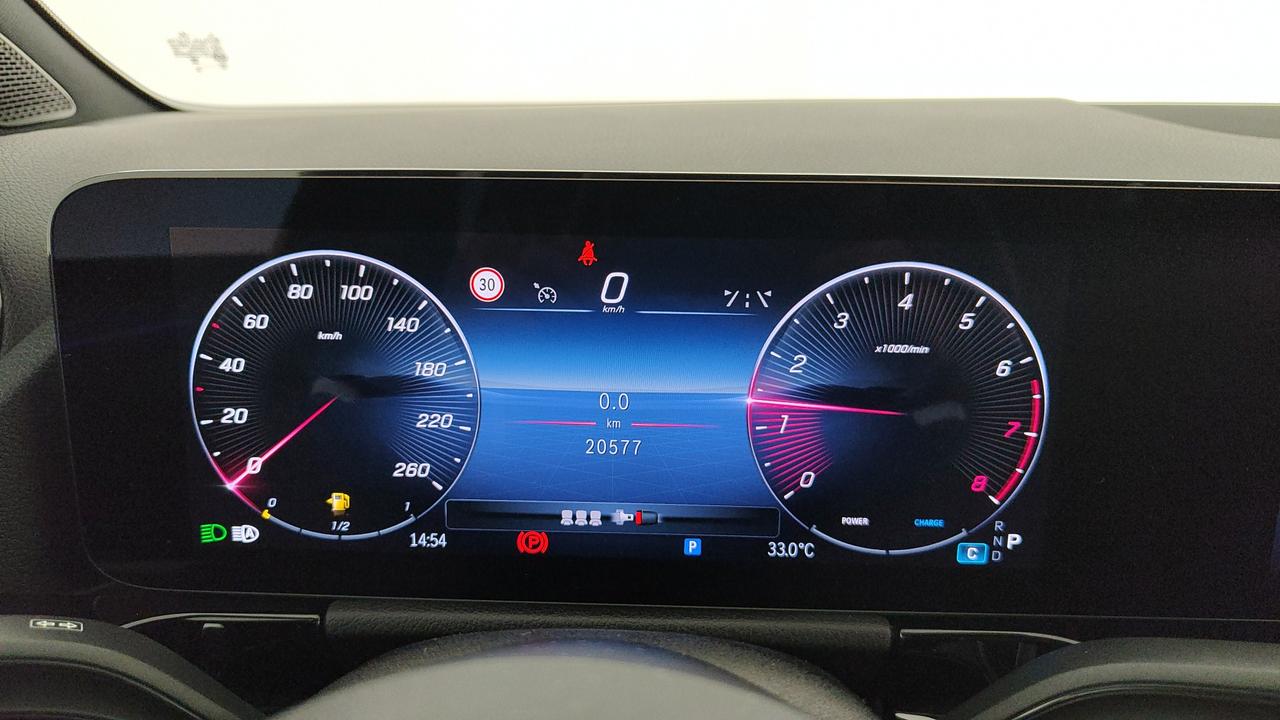 Mercedes-Benz GLA 180 AMG Line Advanced Plus auto