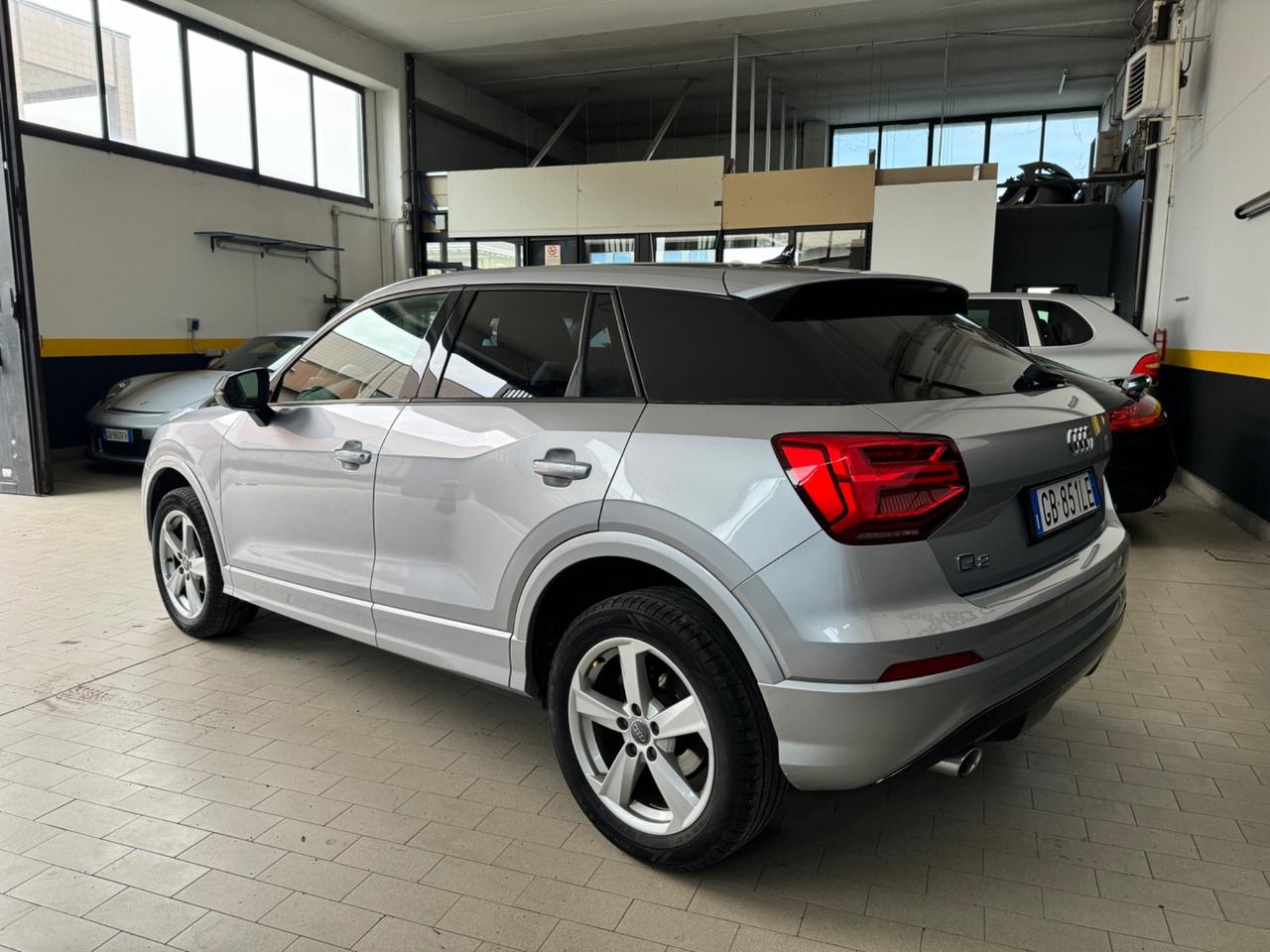 Audi Q2 30 TDI Business Design