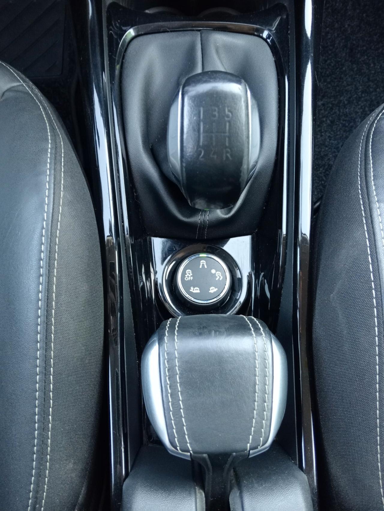 Peugeot 2008 1.6BlueHDi 100cv Allure OK NEOPATENTATI