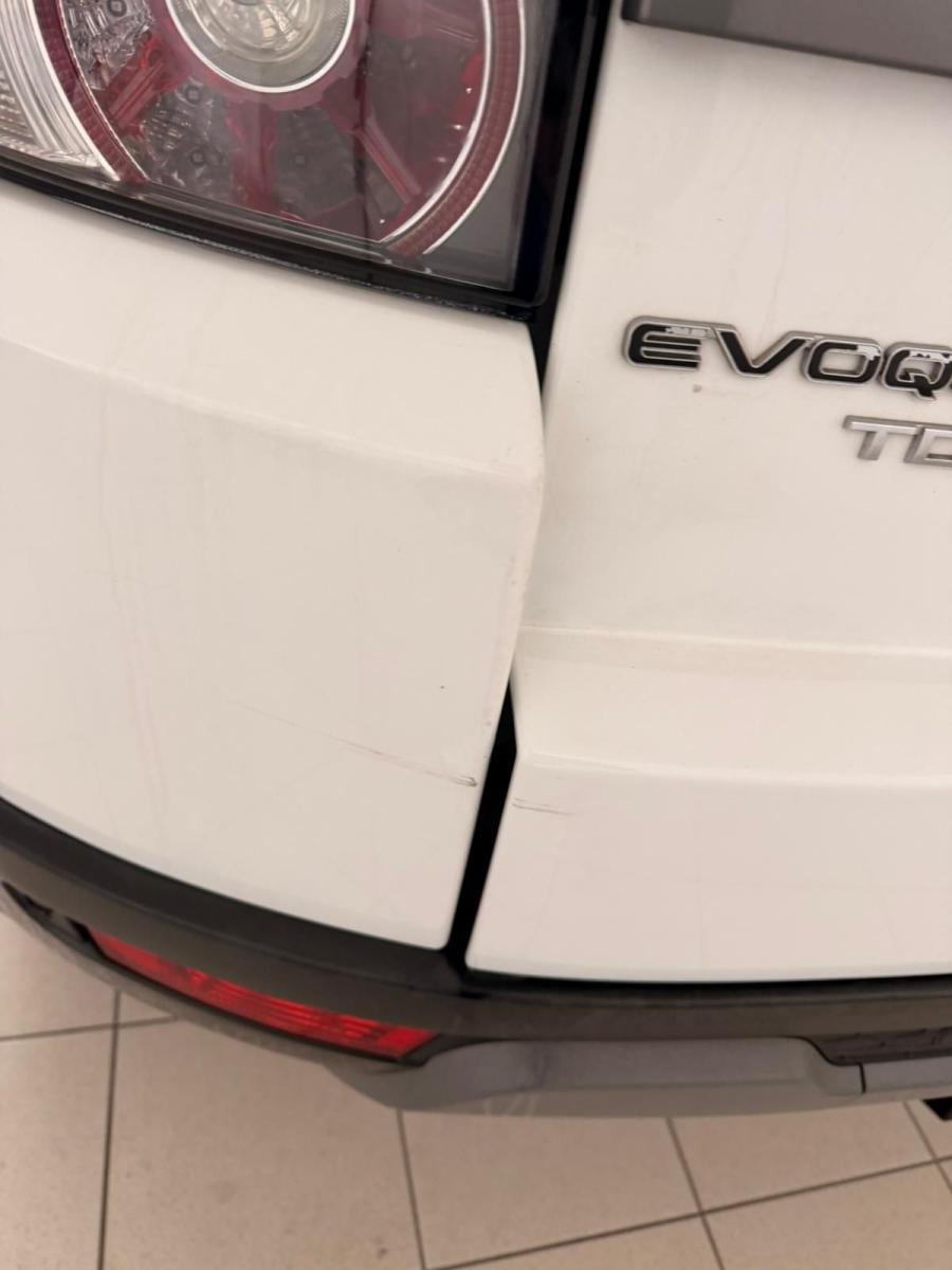 LAND ROVER - Range Rover Evoque - 2.2 TD4 5p. Pure Tech Pack Launch Edition
