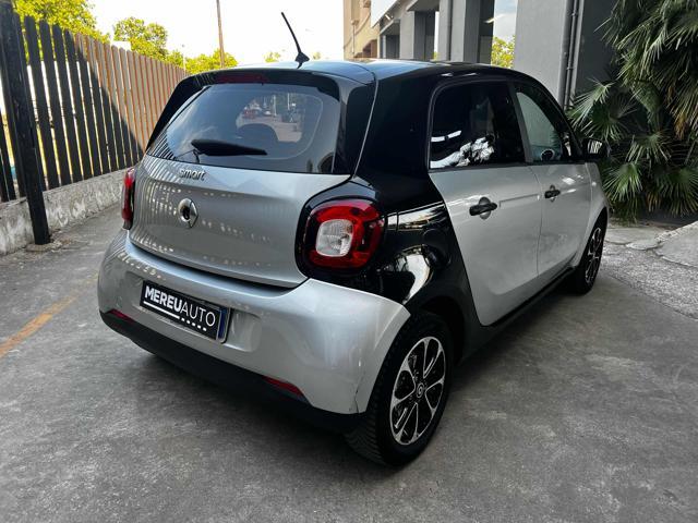SMART ForFour 70 1.0 Passion