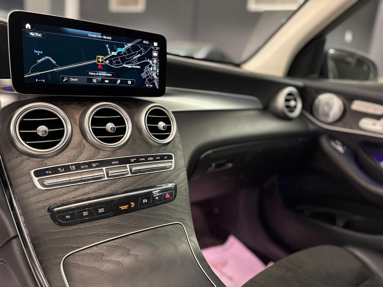 MERCEDES GLC 300 D 2.0 245 CV AMG Premium Plus TETTO APRIBILE