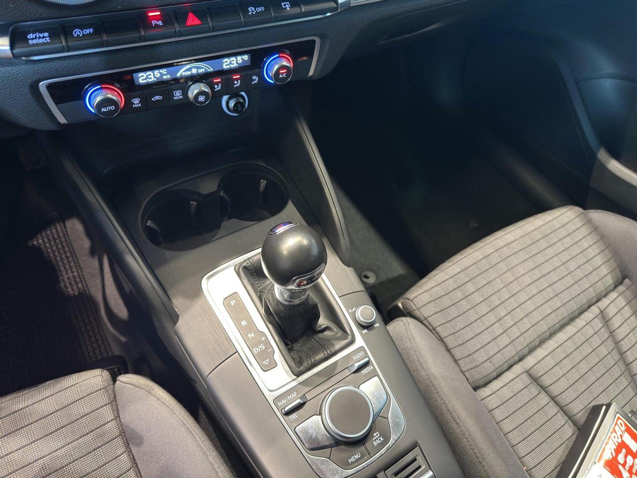 Audi A3 Sportback 1.6 tdi Design 110cv s-tronic