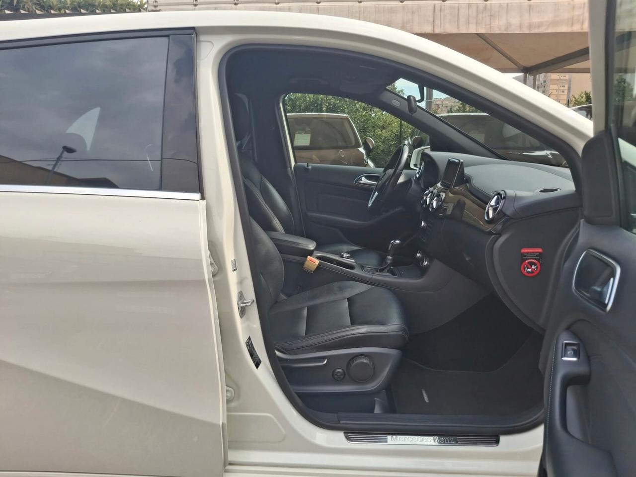 Mercedes-benz B 180 CDI BlueEFFICIENCY Premium