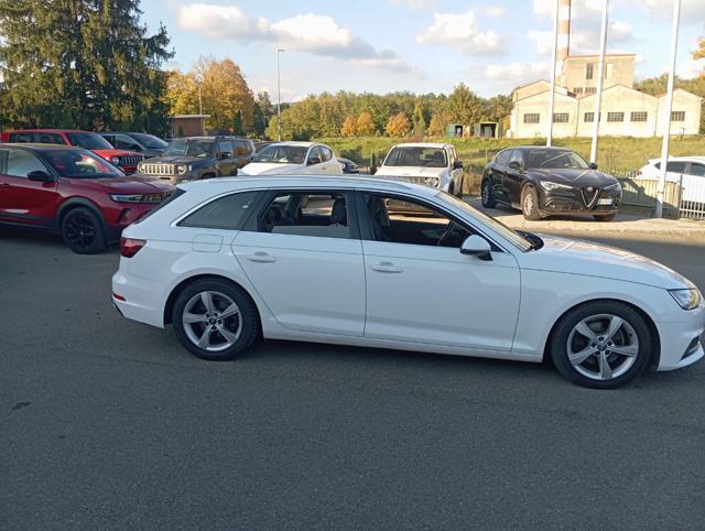AUDI A4 *PROMO* Avant 30 TDI S tronic Business Sport