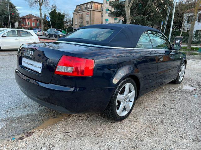 AUDI A4 Cabriolet 2.5 V6 TDI