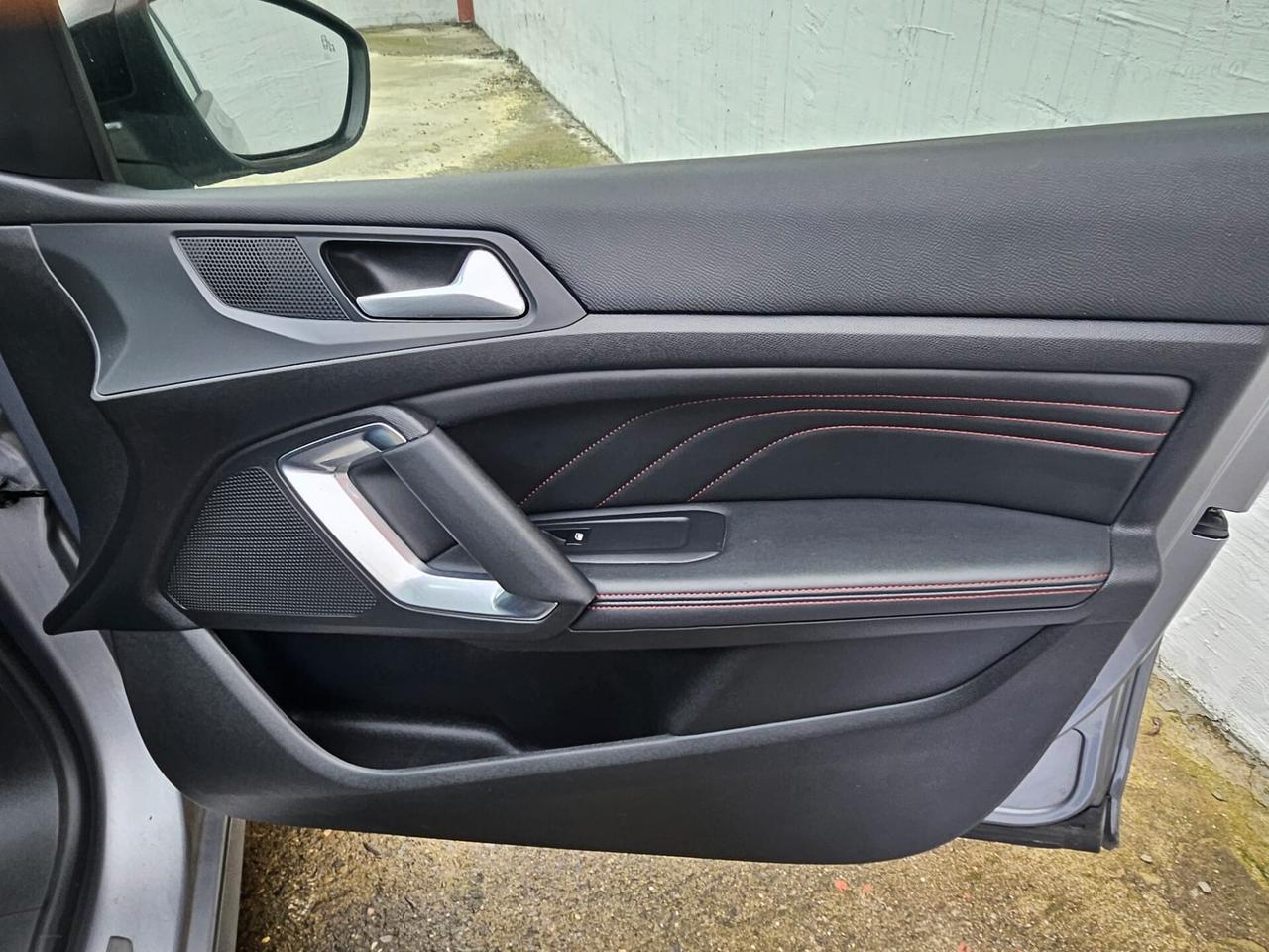 Peugeot 308 BlueHDi 130 S&S EAT8 GT Pack