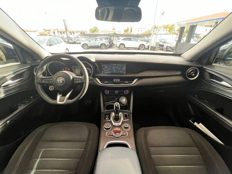 Alfa Romeo Stelvio Stelvio 2.2 t Super rwd 160cv auto