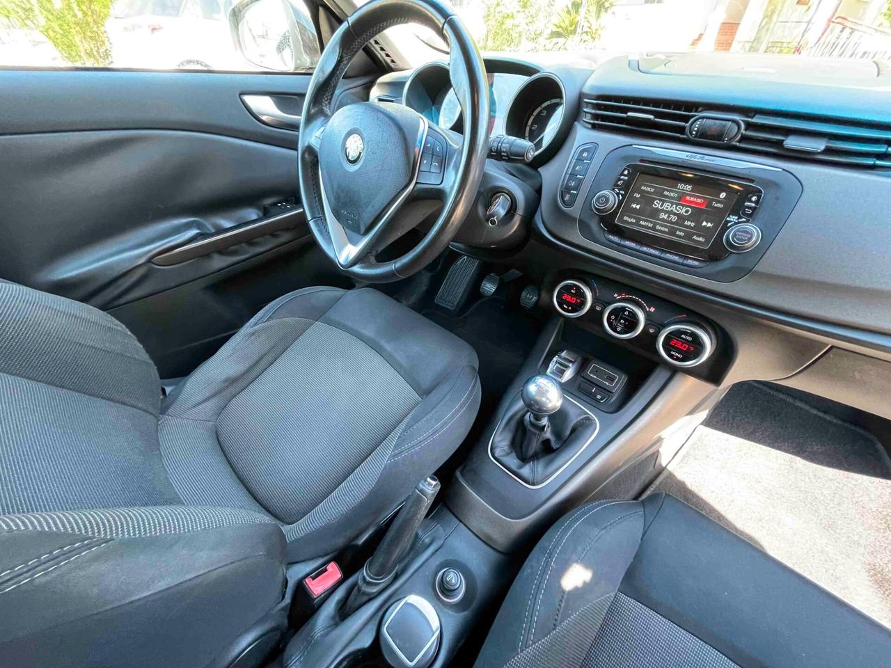 Alfa Romeo Giulietta 1.6 JTDm-2 120 CV Distinctive NEOPATENTATI