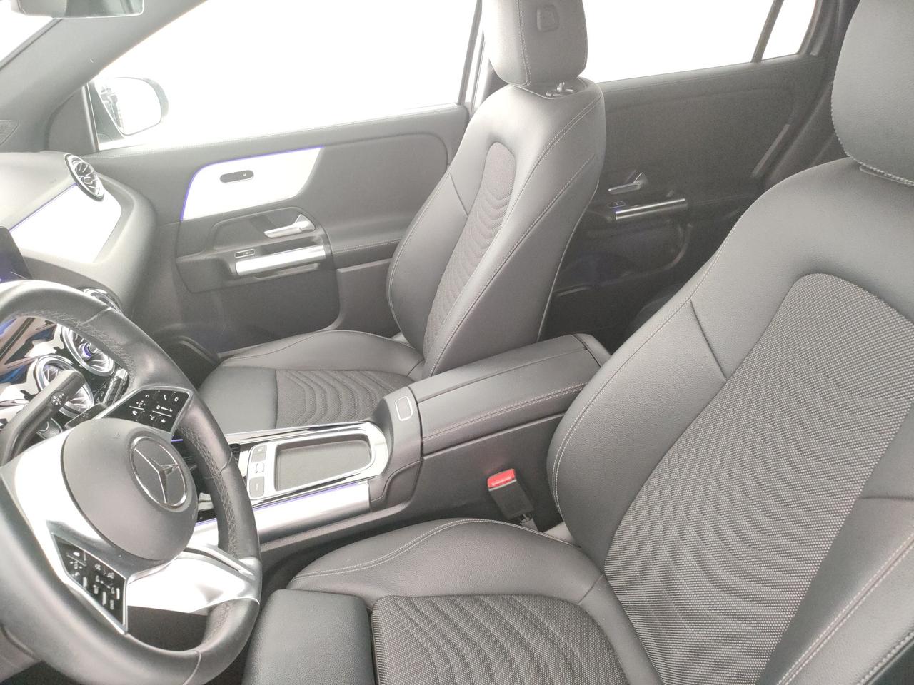 Mercedes-Benz GLA 180 d Progressive Advanced Plus auto