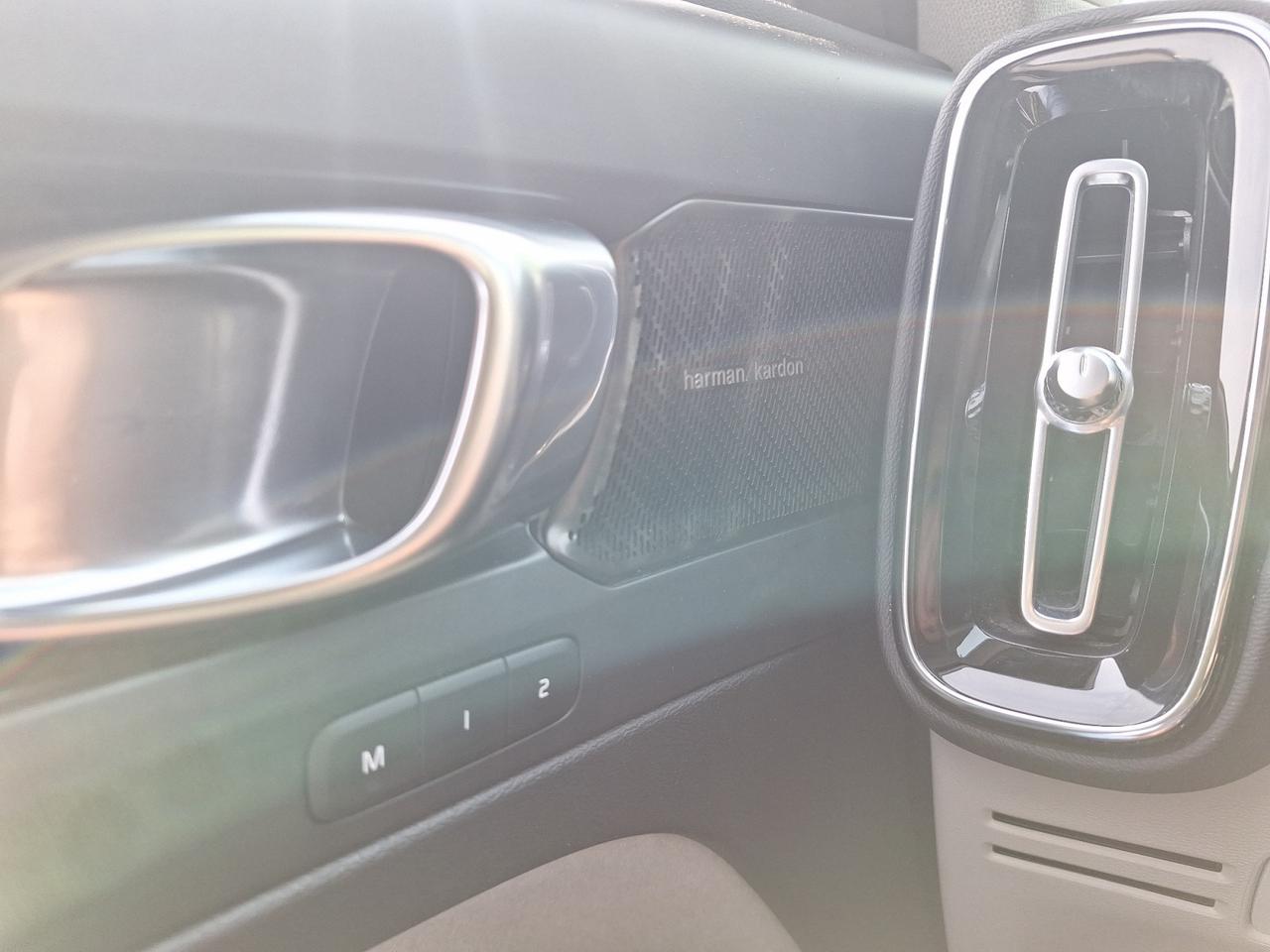 Volvo XC40 1.5 t5 recharge phev Plus Bright auto