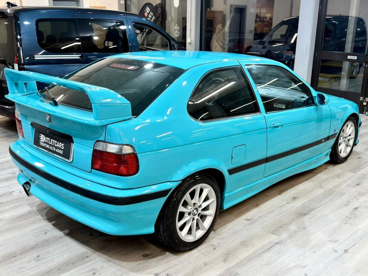 BMW 320i COMPACT DRIFT