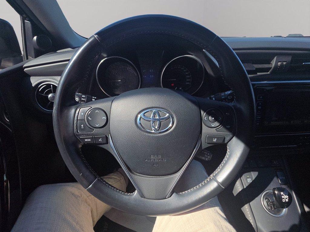TOYOTA Auris 1.8h lounge cvt my17 del 2017