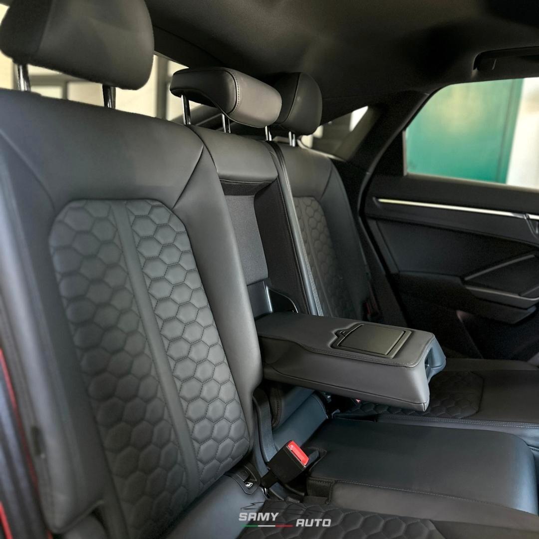 Audi RS Q3 Audi RS Q3 Q3 Sportback RS 2.5 quattro s-tronic