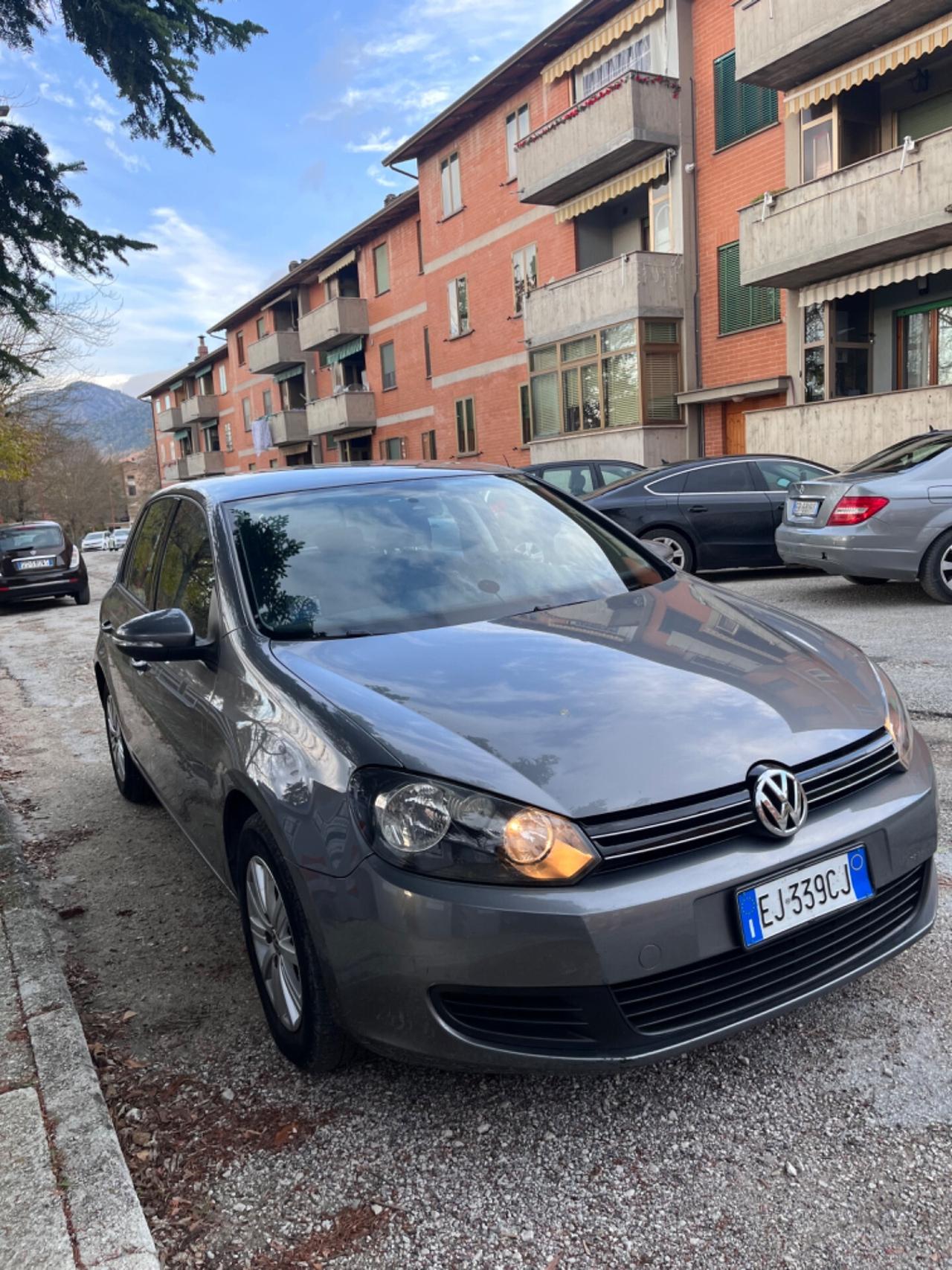 Volkswagen Golf 6 1.6 TDI PERFETTA NEOPATENTATI