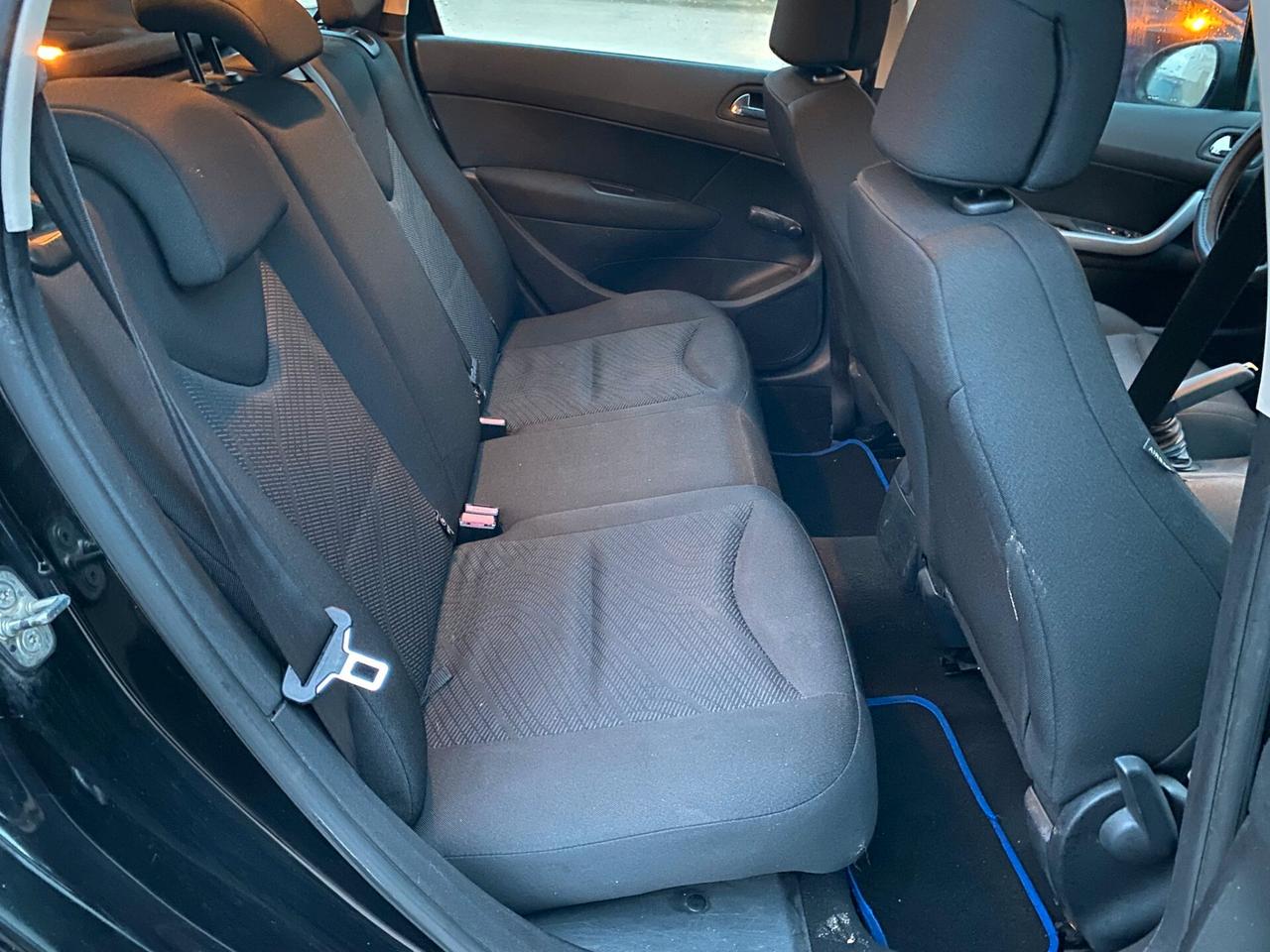 Peugeot 308 1.6 HDi 90CV 5p. Full opt nuova 2009