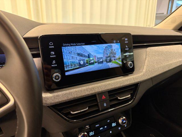 SKODA Kamiq 1.0 TSI Black Dots Camera LED DAB+ Keyless