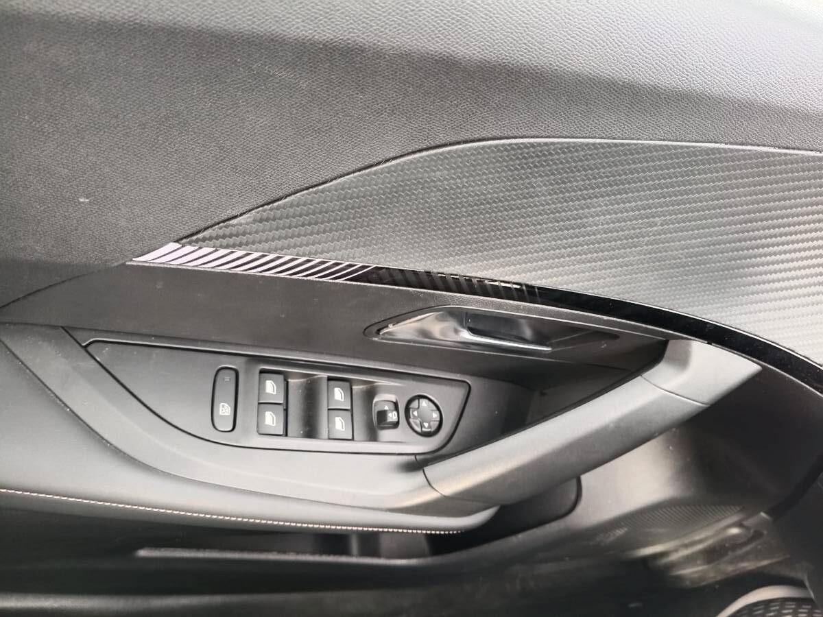 PEUGEOT 2008 1.2 Puretech 130cv S&S ALLURE