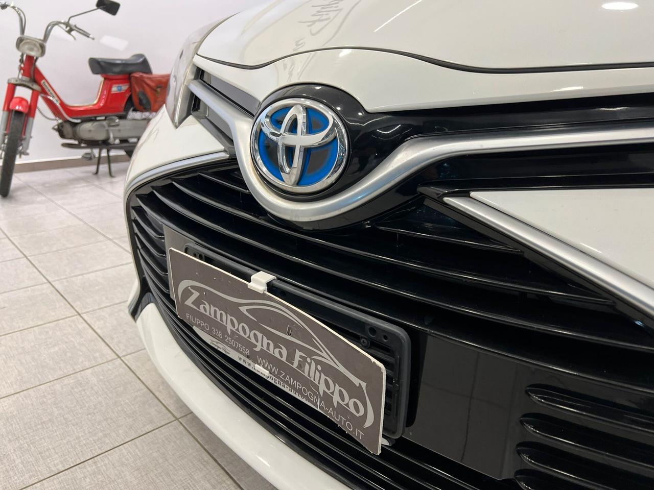 Toyota Yaris 1.5 Hybrid 5p 74cv Active 2017