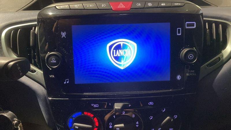 Lancia Ypsilon Ypsilon 1.0 FireFly 5 porte S&S Hybrid Platino