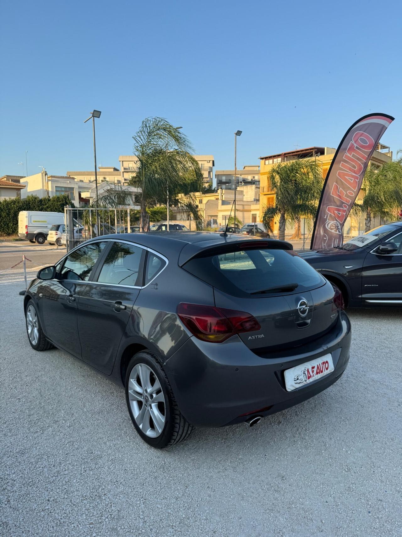 Opel Astra 2.0 CDTI 160CV 5 porte aut. Cosmo S