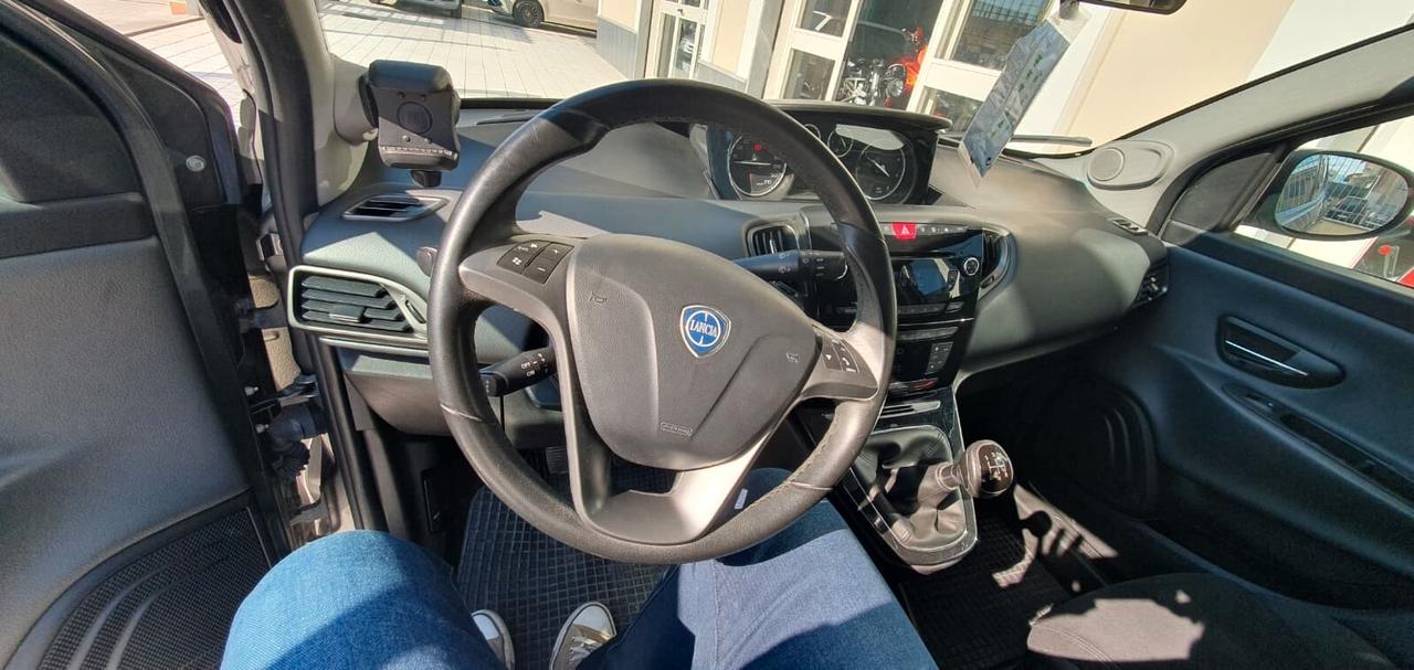Lancia Ypsilon 1.3 MJT 95 CV Platinum
