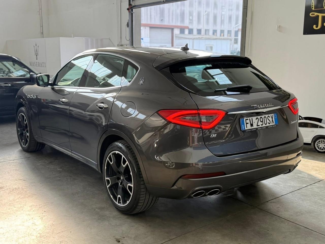 Maserati Levante 3.0 V6 Q4 250CV Diesel AWD